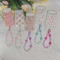Étui de téléphone portable antichoc pour X Xr Xs Max 11 12 13 14 15 16 17 Pro Max Coques iPhone Tulipe avec des fleurs Chaînes Bracelets