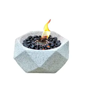 Camino moderno della tavola rotonda del pozzo del fuoco del bioetanolo portatile del cemento all'aperto senza ventilazione del piano di fuoco geometrico grigio chiaro