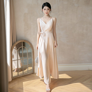 Robes de demoiselle d'honneur en satin logo personnalisé <span class=keywords><strong>robe</strong></span> de <span class=keywords><strong>cérémonie</strong></span> de l'avènement de l'âge usine directement moelleux <span class=keywords><strong>longue</strong></span> <span class=keywords><strong>robe</strong></span> d'hôte en gros - Product Image 4
