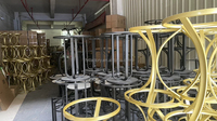 Meja kopi bulat logam Modern pabrik furnitur ruang tamu emas meja sisi atas marmer sederhana