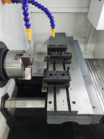 La machine de tour CNC Supertech de haute qualité et performance CK 6150 est largement utilisée dans le monde entier. Nous avons un service à long terme et un bon prix