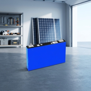 แบตเตอรี่ลิเธียมสำหรับยานยนต์  แบตเตอรี่เซลล์สำหรับเก็บพลังงาน 3.7V 151.5ah - Product Image 1