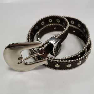 25mm di moda in vera pelle rivetto con <span class=keywords><strong>borchie</strong></span> 100% pelle di vacchetta in vera pelle <span class=keywords><strong>cintura</strong></span> di lusso per uomo Pin <span class=keywords><strong>cintura</strong></span> - Product Image 2