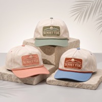 Topi Baseball Custom Vintage Dua Warna Bahan Twill dengan Patch Logo Gunung Sunset Detail Tali Pinggiran Melengkung OEM Grosir
