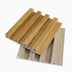 Panneaux muraux intérieurs à prix d'usine, imperméables, ignifuges, en WPC, design luxueux, à lattes cannelées - Product Image 1