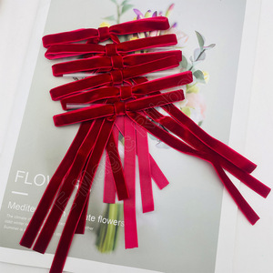 E-Magic Prix d'usine Nœuds en velours rouge bordeaux personnalisés avec attaches torsadées transparentes Nœud en ruban de velours pour la décoration de l'<span class=keywords><strong>arbre</strong></span> de Noël - Product Image 3