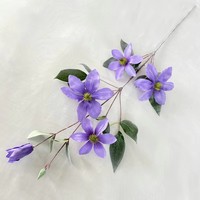 Hoogwaardige blauw-paarse kunstzijde bloemstukken van kunstmatige bloemen, leeuwenkruid en hyacint - perfecte bruiloftdecoratie voor woonkamer/eetkamer