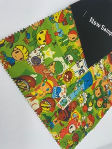 Tissu en polyester enduit de PVC PU imperméable à motif de dessin animé vert pour lits pour animaux de compagnie, imperméables pour animaux de compagnie, coussins pour animaux de compagnie - Product Image 3