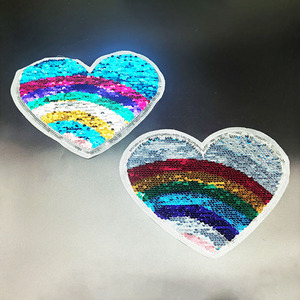 Pailletten Decoratie <span class=keywords><strong>Patch</strong></span> Love Hearts Vorm Applique Borduurwerk Pailletten Hart Patches Voor Kleding - Product Image 5