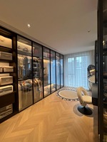 Armoire modulaire multifonction Prima, élégante, en panneaux de bois hybrides doux et brillants, pour les maisons familiales de style mixte