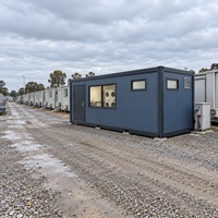Conteneur démontable de 20 pieds pour buanderie, isolé, à montage rapide, avec évier utilitaire et banc pliant, pour camps de travailleurs