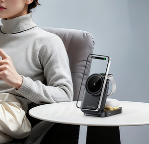 แท่น<span class=keywords><strong>ชาร์จ</strong></span>แม่เหล็ก 15W สำหรับ Apple Watch และ iPhone 12 13 14 15 <span class=keywords><strong>Pro</strong></span> Max ที่ชาร์จไร้สาย<span class=keywords><strong>แบ</strong></span>บเร็ว 3 in 1 พร้อมไฟ LED - Product Image 6