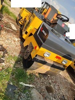 Rouleau vibrant à double tambour d'occasion, pesant 5 tonnes et 3 tonnes, compacteur de sol Xugong de Chine, populaire au Congo
