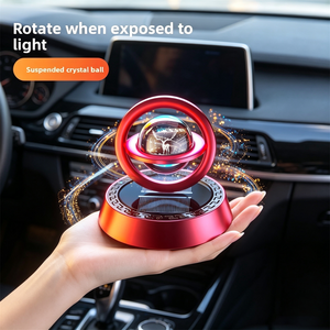 Diffuseur d'arômes solaire rotatif en alliage massif de luxe moderne pour voiture, purificateur d'air portable pour véhicules - Product Image 1