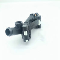 Boîtier de thermostat de liquide de refroidissement du moteur BM5G8K556EA BM5G8K556FA BM5G-8K556-FA 1831795 33422033 pour Ford Escape
