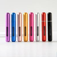 Surface de sérigraphie ronde rechargeable de voyage d'atomiseur de parfum de couleur de logo personnalisé en gros de 8ml avec joint de pulvérisateur de pompe