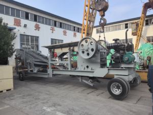 Concasseur à mâchoires portable haute efficacité pour la fabrication de briques, le concassage de sable, de minerai et de galets - Product Image 5