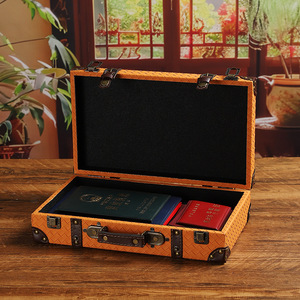 Caja de almacenamiento de madera de estilo europeo, caja decorativa para joyería con tapa abatible de gran capacidad, accesorios de decoración para el hogar, coleccionables - Product Image 2