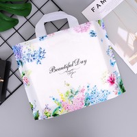 Sacs de courses en plastique imprimés sur mesure de haute qualité au design luxueux avec logo pour les supermarchés