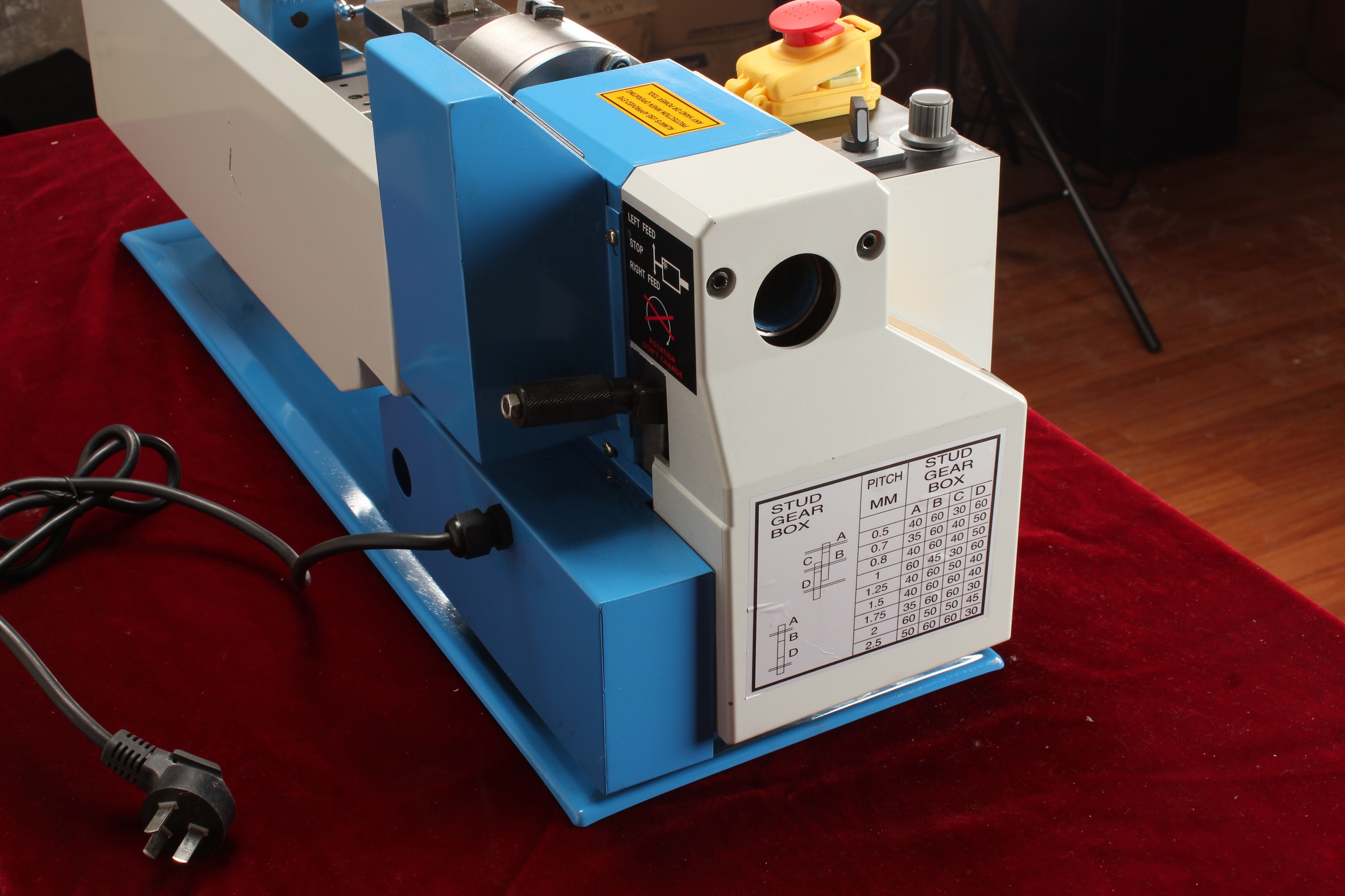 Bench Type Mini Lathe Machine CJ0618 - Competitive Price