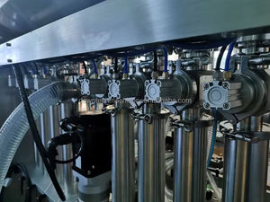 Machine automatique à grande vitesse en acier inoxydable à 6 têtes pour le remplissage de boissons, d'huile, de shampoing, de gel douche, de sauces alimentaires, de chocolat, en bouteilles et en sachets - Product Image 4