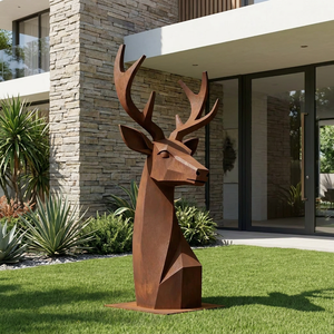 Grande sculpture d'animal en acier corten en forme <span class=keywords><strong>de</strong></span> <span class=keywords><strong>tête</strong></span> <span class=keywords><strong>de</strong></span> cerf, avec base large en acier résistante au vent, pour jardin <span class=keywords><strong>de</strong></span> complexe hôtelier cinq étoiles - Product Image 4