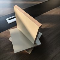Panneau en mousse phénolique rectangulaire bicolore facile à traiter - Design moderne imperméable pour hôpitaux et écoles