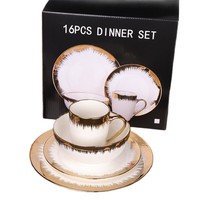 Vaisselle en porcelaine de luxe vintage avec incrustations dorées, service de table 18 pièces pour usage quotidien, qualité export, vente en gros pour hôtels