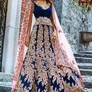 Robe de luxe indienne/pakistanaise Lehenga avec haut et broderie Zardozi lourde pour les événements de mariage - Product Image 3