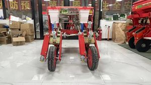 Mini semoir à maïs à 2 rangs - Direct usine, compatible avec les tracteurs de 20 CV, idéal pour les petites exploitations, l'utilisation domestique et diverses conditions de terrain - Product Image 3