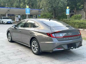 HYUNDAI SONATA 2020 10a Generazione 1.5T GDI 270TGDi GL <span class=keywords><strong>LEADER</strong></span> AUTOMATICA USATA GUIDA A SINISTRA BERLINA DI MEDIE DIMENSIONI - Product Image 6