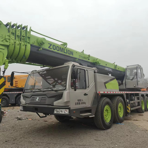Camión con Grúa Zoomlion de 80 Toneladas Usado a Bajo Costo, Cumple con la Normativa EPA para Trabajos de Construcción - Product Image 1