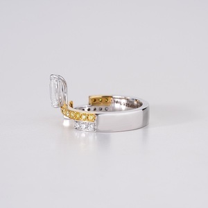 Bague en diamant créé en laboratoire en or massif 14 carats pour femmes, bijoux fins au design intemporel et à la brillance éclatante - Product Image 2