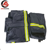 EN469 Nomex Aramide Coton Pompier Uniforme Comprend Pompier Veste Pantalon Casque Gants Bottes