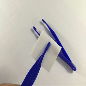 Pinzas para Cejas Ecológicas de Plástico con Punta Puntiaguda de 11 cm, Material ABS para el Cuidado de la Belleza - Product Image 1