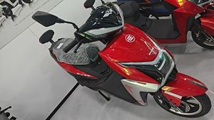 Scooter Eléctrico de Dos Ruedas Modelo Zhanjing 2026 en Colores Rojo, Amarillo, Blanco, Azul y Morado, Velocidad Máxima 55 km/h, para Brasil - Product Image 2