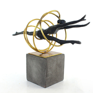 Venta al por mayor de resina encantadora de gimnasia cinta baile chica decoración para <span class=keywords><strong>el</strong></span> hogar para la decoración de la casa - Product Image 4