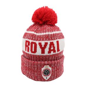 Chapeau tricoté d'hiver tendance, bonnet tricoté, accessoires d'hiver, bonnet avec broderie personnalisée - Product Image 1