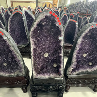 Géode d'améthyste du Brésil de haute qualité, grande taille, grappes de cristaux denses avec base en bois, pour collection ou cadeau