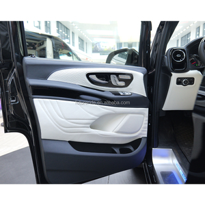 Interior blanco y negro Mercedes <span class=keywords><strong>Vito</strong></span> <span class=keywords><strong>122</strong></span> Kit de actualización interior Piezas de rendimiento para 2016 W447 <span class=keywords><strong>Vito</strong></span> Interior Trim - Product Image 3