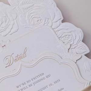 Tarjeta de Invitación de Boda de Papel Artístico con Forma de Arco, Diseño en Relieve, Laminado Brillante, Sobre y Ranuras, Logotipo Personalizado - Product Image 1
