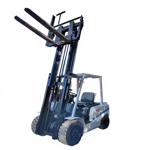 Montacargas Usado de Origen Japonés con Motor Diésel <span class=keywords><strong>TCM</strong></span> FD30, Montacargas Contrabalanceado de 3 Toneladas con Pinza para Papel - Product Image 1