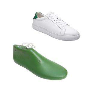Zapatillas Planas de Plástico para Hombre - Product Image 1