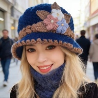 Sombrero de Pescador de Lujo Elegante Tejido a Mano para Mujer, Gorro Vintage de Invierno Cálido con Flores, Sombrero Cloche Suave de Ganchillo, Gorra de Moda Tipo Bote