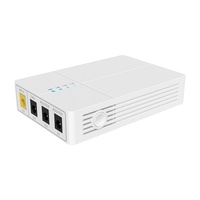 Livraison rapide OEM 13500mAh Mini DC UPS 5V/9V/12V QC 3.0 12 heures d'autonomie monophasé pour routeur WiFi