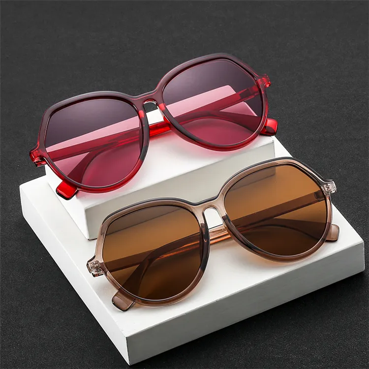 Europe And The United States Hot Sale New Anti-UV Trend Street Sunglasses Fashionable Oversized Sunglasses 2023