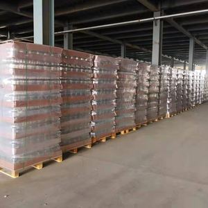 Bouteille carrée <span class=keywords><strong>vide</strong></span> en verre clair personnalisée de 250 ml, 500 ml, 750 ml pour spiritueux, <span class=keywords><strong>vin</strong></span>, whisky, vodka, tequila avec <span class=keywords><strong>bouchon</strong></span> en liège et couvercle en verre - Product Image 3