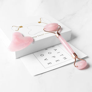 Set <span class=keywords><strong>de</strong></span> <span class=keywords><strong>Rodillo</strong></span> Facial y Gua Sha <span class=keywords><strong>de</strong></span> <span class=keywords><strong>Cuarzo</strong></span> Rosa - <span class=keywords><strong>Rodillo</strong></span> Facial <span class=keywords><strong>de</strong></span> Piedra en Forma <span class=keywords><strong>de</strong></span> Corazón con Efecto Reafirmante <span class=keywords><strong>para</strong></span> Uso Doméstico - Product Image 5