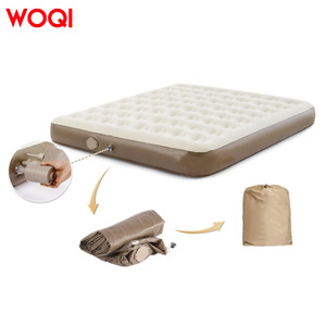 Cama de aire inflable plegable portátil WOQI para acampar con bomba incorporada, diseño moderno, estera compacta para dormir para siestas en interiores/exteriores - Product Image 2