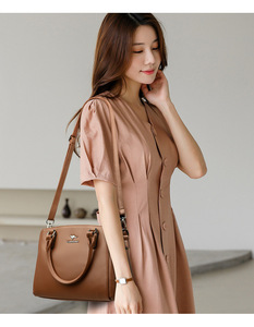 Nuevo Bolso Bandolera de Moda, Gran Capacidad, de Cuero PU Suave, Bolso de Mano para Mujer, Diseño de Lujo - Product Image 2